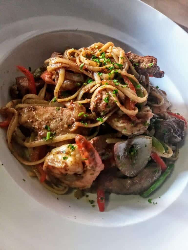 Savory-Surf-and-Turf-Pasta-with-Sautéed-Vegetables-and-Herbs private chef barbuda