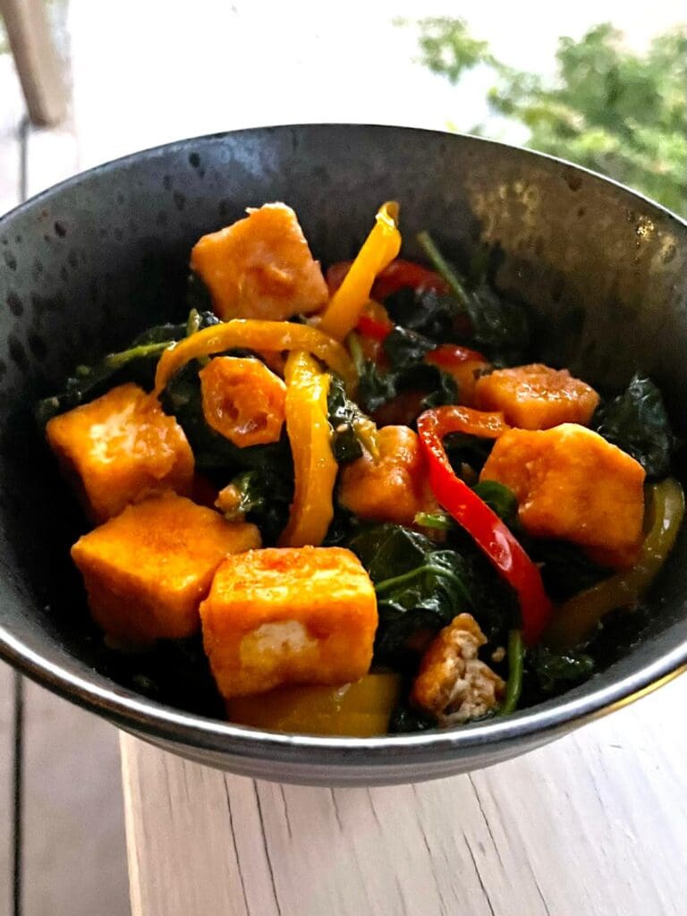 Stir-Fried-Tofu-with-Spinach-and-Bell-Peppers private chefs Antigua and Barbuda